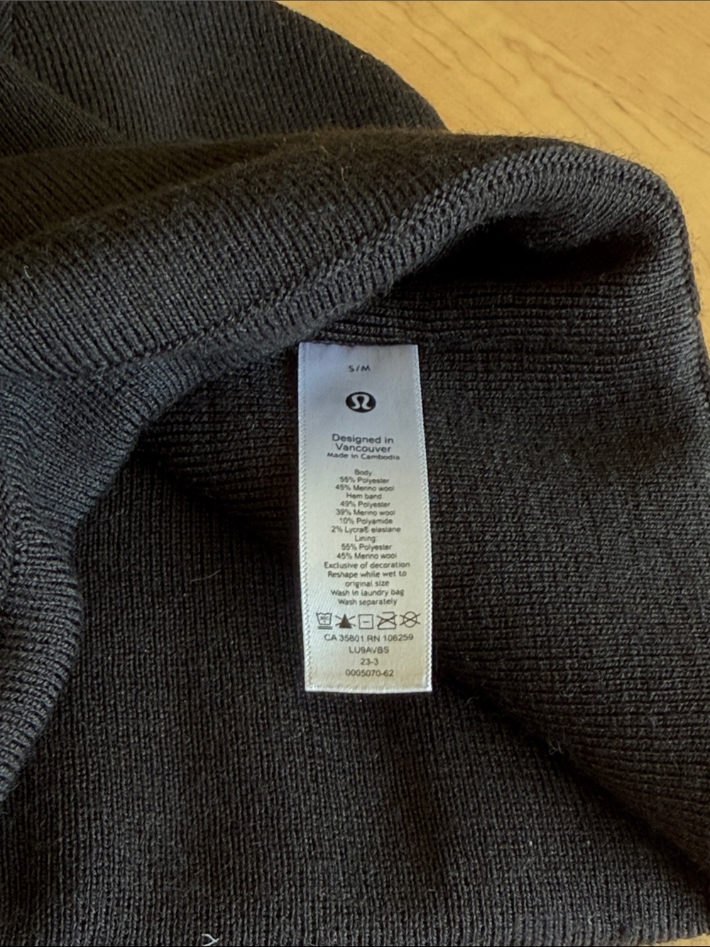 LULULEMON Warm Revelation Beanie Ski Cap Hat - Picture 6 of 8